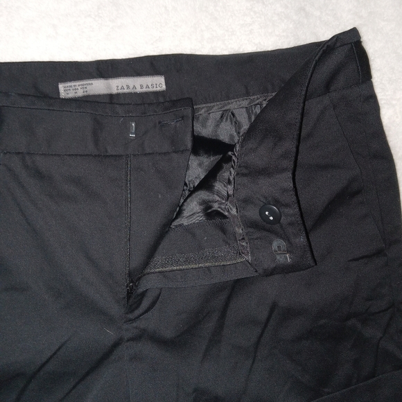 ZARA Basic Like New Black Cuffed Hem Chino Shorts size M - Picture 3 of 10